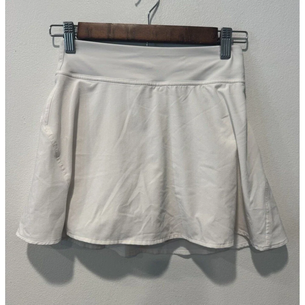 Lululemon Lightweight High-Rise Tennis Skirt Skort White Lined Size 2